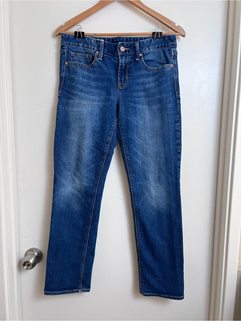 Gap 1969 Real Straight Jeans Women's 28 Short Blue Wash Mid Rise